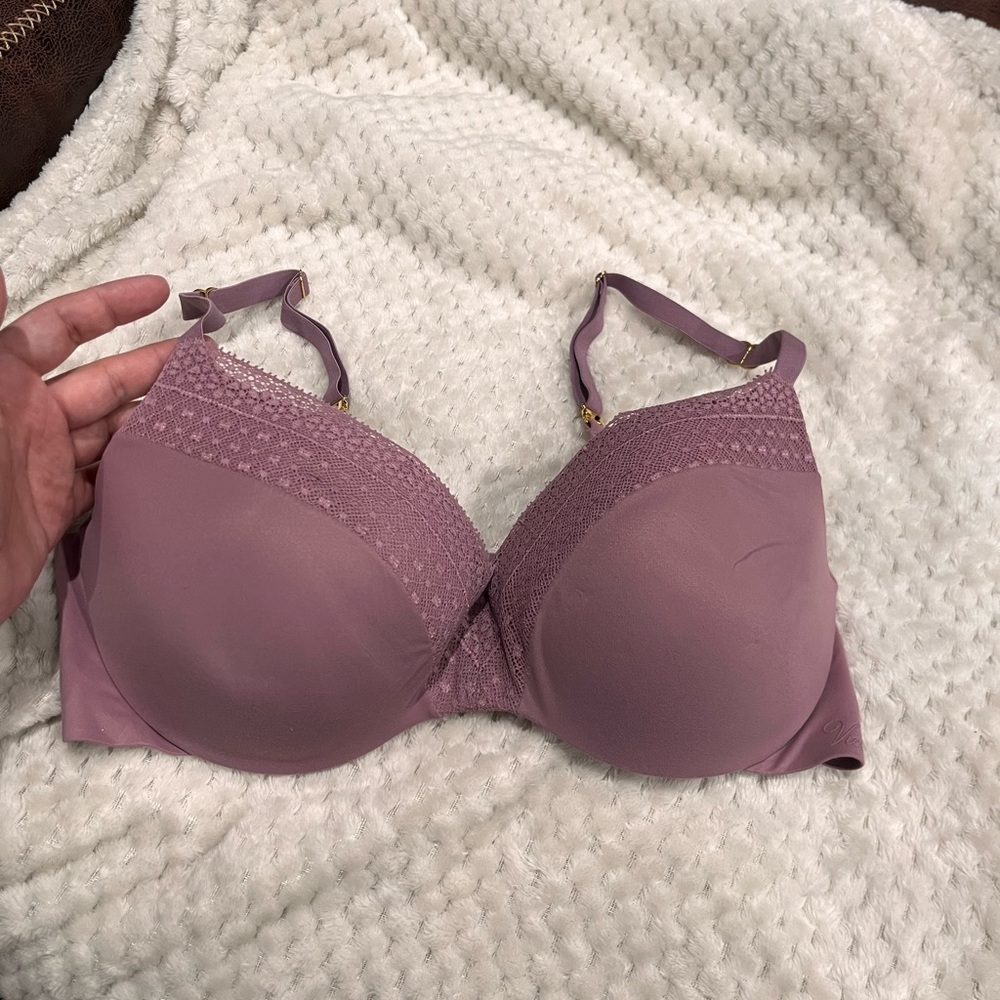 🌻Victoria's Secret 34D Dusty Purple Lace Bra